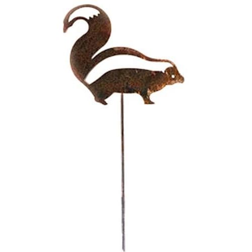 Decorative Skunk Design Garden Stake with rustic finish, perfect for enhancing home garden aesthetics in lawn ornament category.