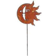 Durable Rusted Garden Stake with sun and moon motif, perfect for lawn ornaments and weather-resistant garden sculptures.